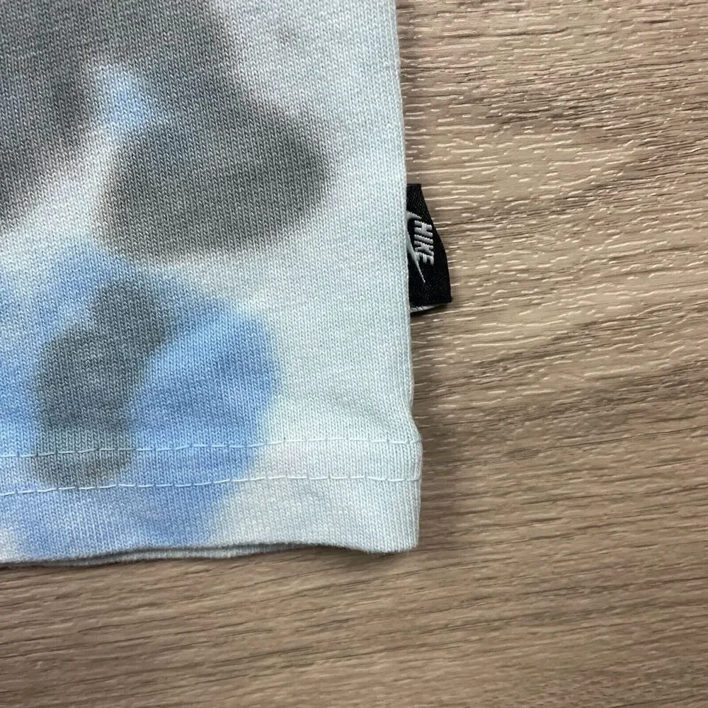 Nike Shirt Mens Small Blue Tie Dye Swoosh Relaxed Fit Short Sleeve